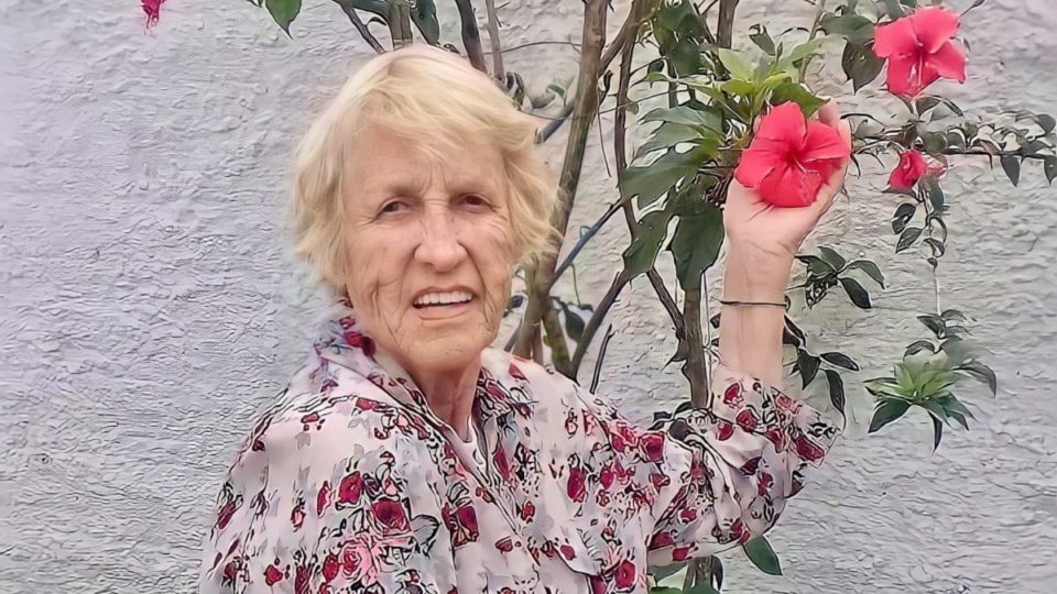 Ruth Wolski dos Santos: capacidade social fora do comum e gosto em fazer acontecer Ruth Wolski dos Santos era muito ligada à classe artística do Paraná.