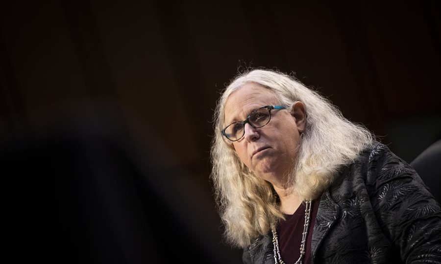 É política do Twitter os usuários não poderem discordar da questão trans? O homem biológico Rachel Levine aparece durante sua audiência de confirmação para ser Secretária Adjunta do Departamento de Saúde e Serviços Humanos, perante o Comitê de Saúde, Educação, Trabalho e Pensões do Senado, em Washington, DC , EUA, 25 de fevereiro de 2021.
