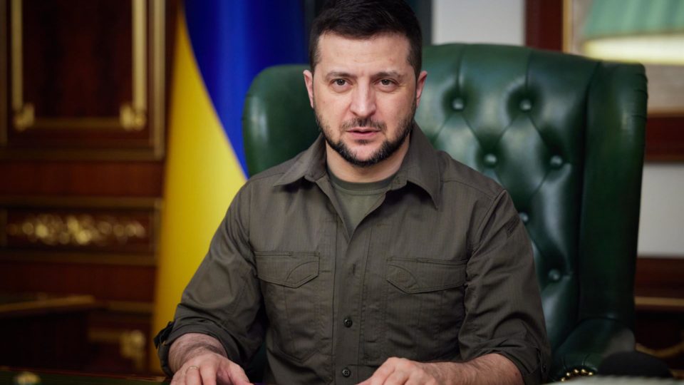 Zelensky pede que Biden visite a Ucrânia O presidente da Ucrânia, Volodymyr Zelensky