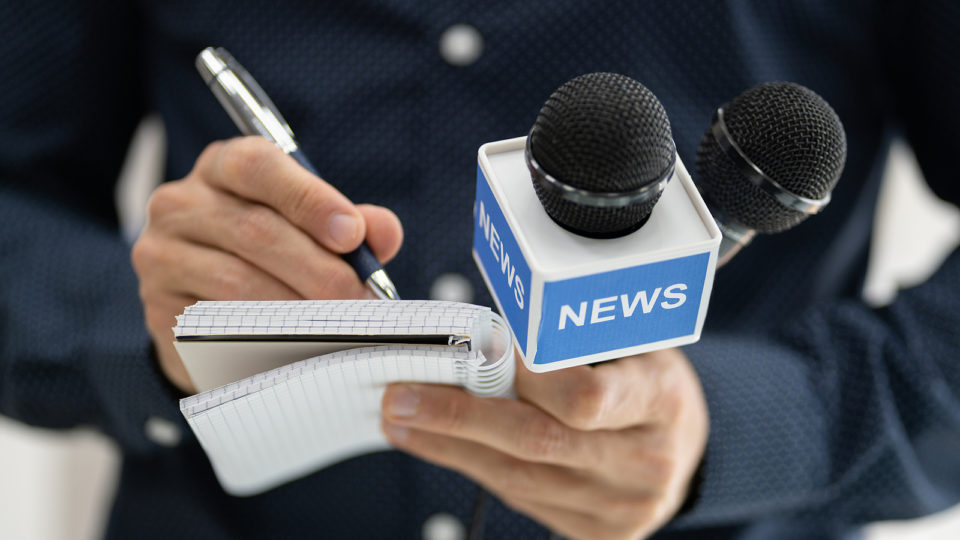 Mais jornalismo e menos narrativa Mais jornalismo e menos narrativa