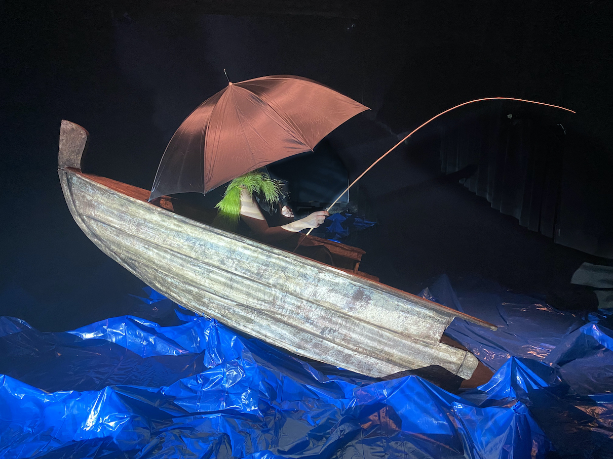 Cena da peça G.A.L.A., do diretor Gerald Thomas, que estreia nacionalmente nos dias 29 e 30 de março durante o Festival de Curitiba