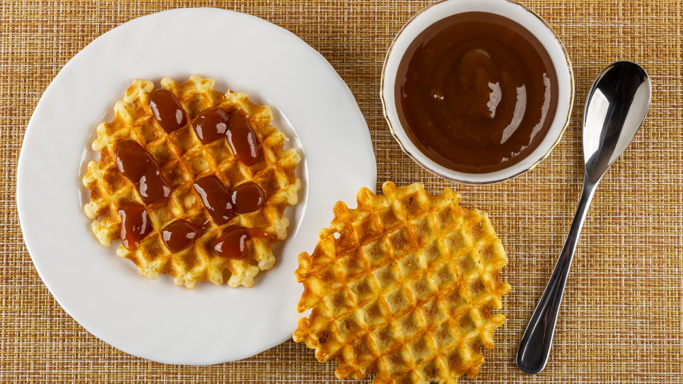 Bom dia do waffle! Dia internacional do Waffle