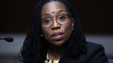 Senado dos EUA avança para confirmar indicada de Biden à Suprema Corte Ketanji Brown Jackson