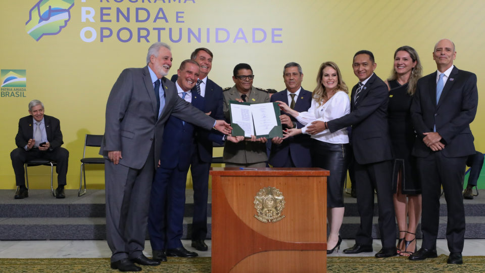 Bolsonaro MP trabalho remoto