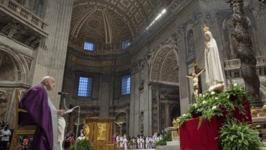 Papa consagra a Rússia e a Ucrânia ao Imaculado Coração de Maria e pede paz Francisco atendeu a pedido de bispos católicos de rito latino da Ucrânia para consagrar publicamente os dois países em guerra