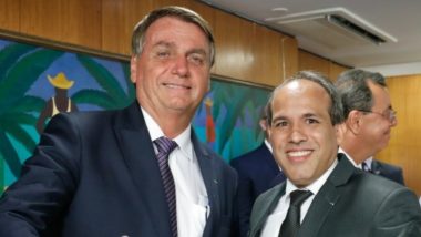 Intérprete de libras de Bolsonaro se filia ao Republicados e tentará vaga na Câmara Fabiano Guimarães anunciou sua filiação ao Republicados para disputar uma vaga na Câmara pelo Distrito Federal.