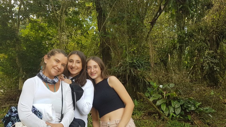 Carolina foi influenciada pelas filhas, Bruna e Camila, a adotar um novo estilo de alimentação.