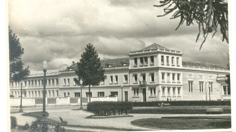 Estrutura física dos Colégios Maristas já faz parte da história de Curitiba.