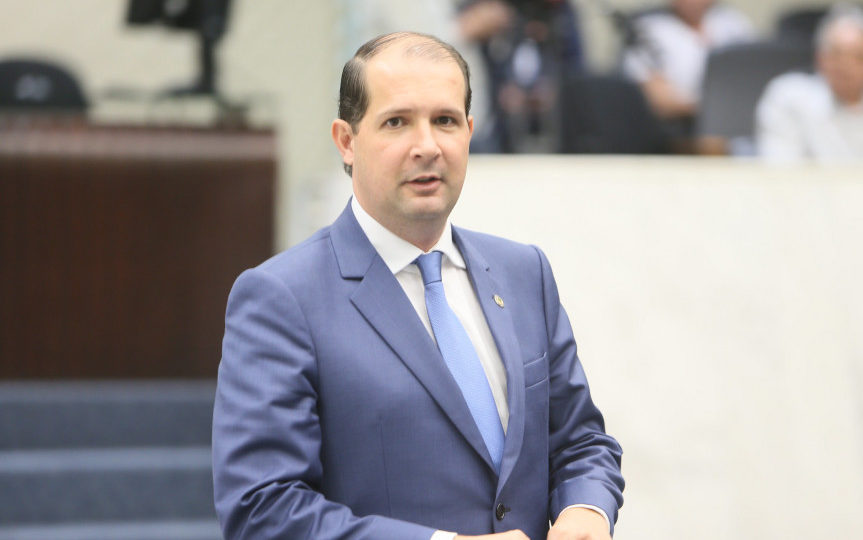 Marcel Micheletto deixará a Secretaria de Administração, retornando à Assembleia para assumir a liderança do governo