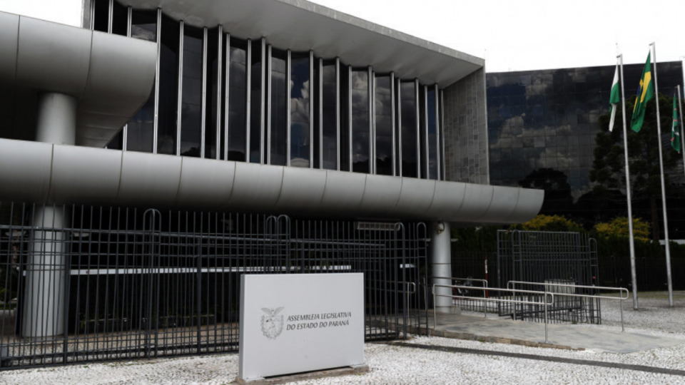 Assembleia Legislativa volta a ter atividades 100% presenciais nesta segunda Alep volta a ter sessões 100% presenciais.