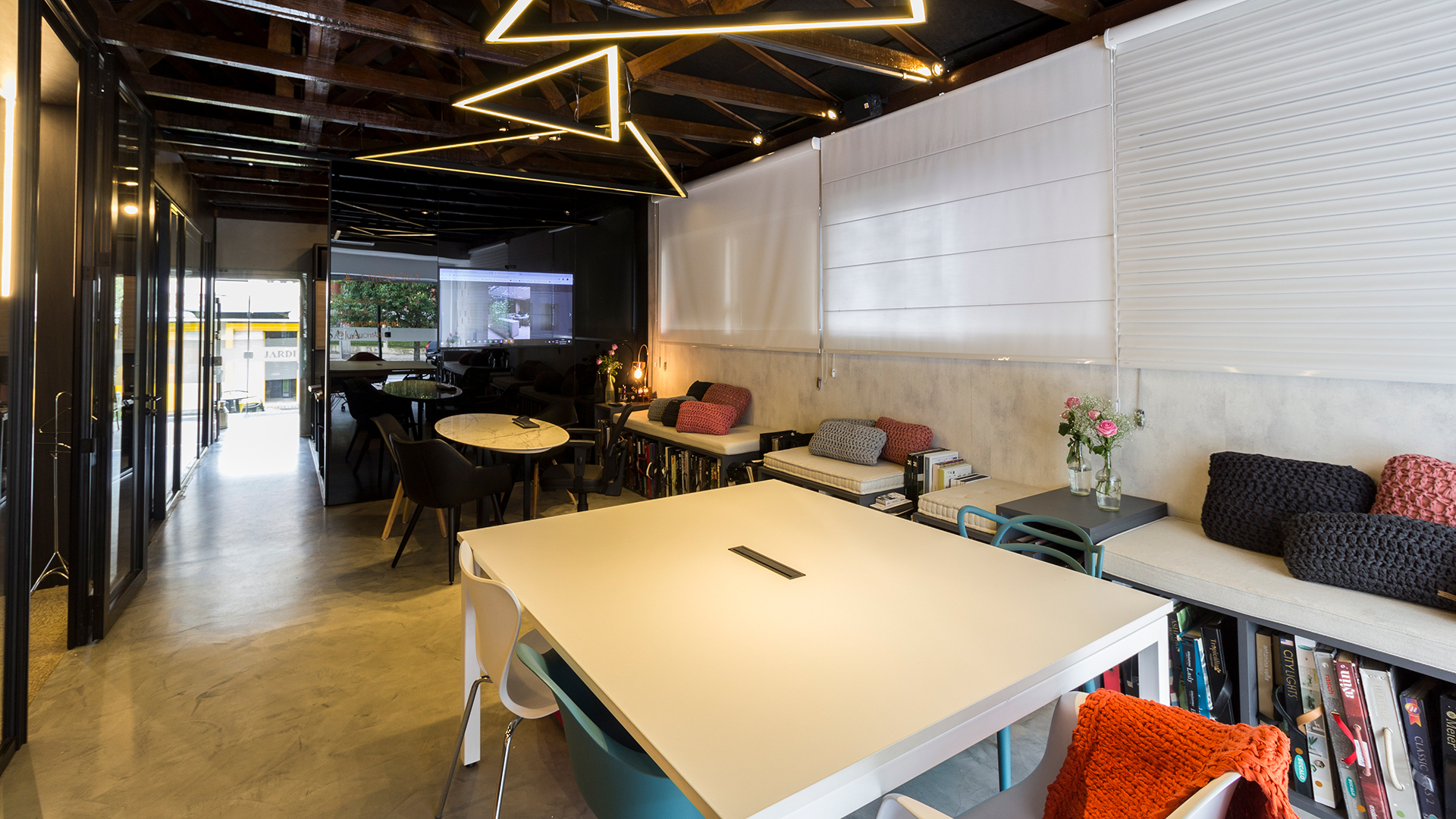 Primeiro hub de arquitetura e design de interiores de Curitiba, Espaço Sala aposta em atendimento mais humano para o profissional do setor.