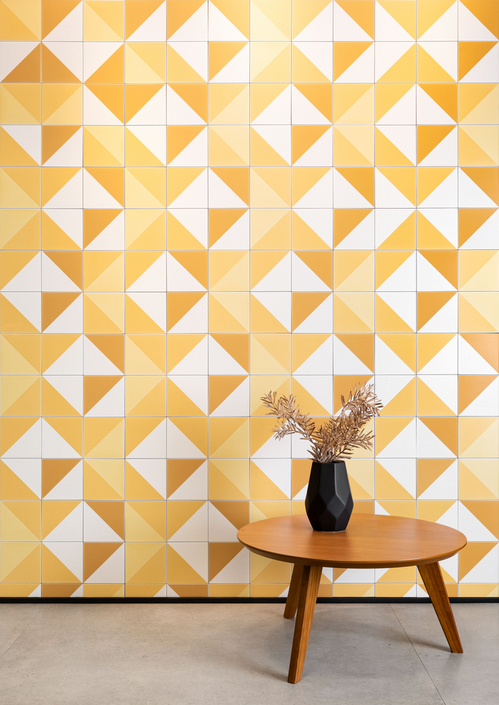 Linha Bauhaus, da Eliane, traz pequenos azulejos com grafismos atemporais e minimalistas, que formam painéis coloridos na medida certa. Seus três tons – azul, cinza e amarelo – brincam com as nuances que criam movimento e fluidez aos projetos. Aplicadas individualmente ou mescladas, trazem uma harmonia perfeita. Linha Bauhaus, da Eliane, traz pequenos azulejos com grafismos atemporais e minimalistas, que formam painéis coloridos na medida certa. Seus três tons – azul, cinza e amarelo – brincam com as nuances que criam movimento e fluidez aos projetos. Aplicadas individualmente ou mescladas, trazem uma harmonia perfeita.
