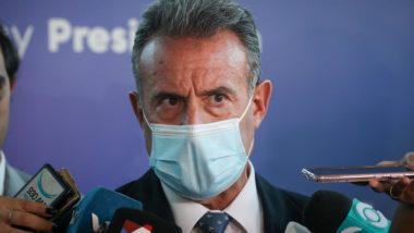 Uruguai encerra emergência sanitária após mais de dois anos de pandemia O ministro da Saúde Pública, Daniel Salinas, anunciou que o Uruguai continuará exigindo que quem não estiver vacinado faça teste antes de entrar no país