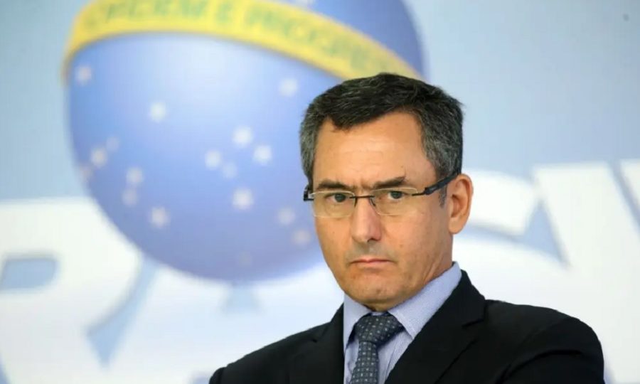 Eduardo Guardia, ex-ministro da Fazenda de Temer, morre aos 56 anos em SP Guardia foi ministro da Fazenda em 2018. Em 2019 foi anunciado como sócio e CEO da BTG Pactual Asset.