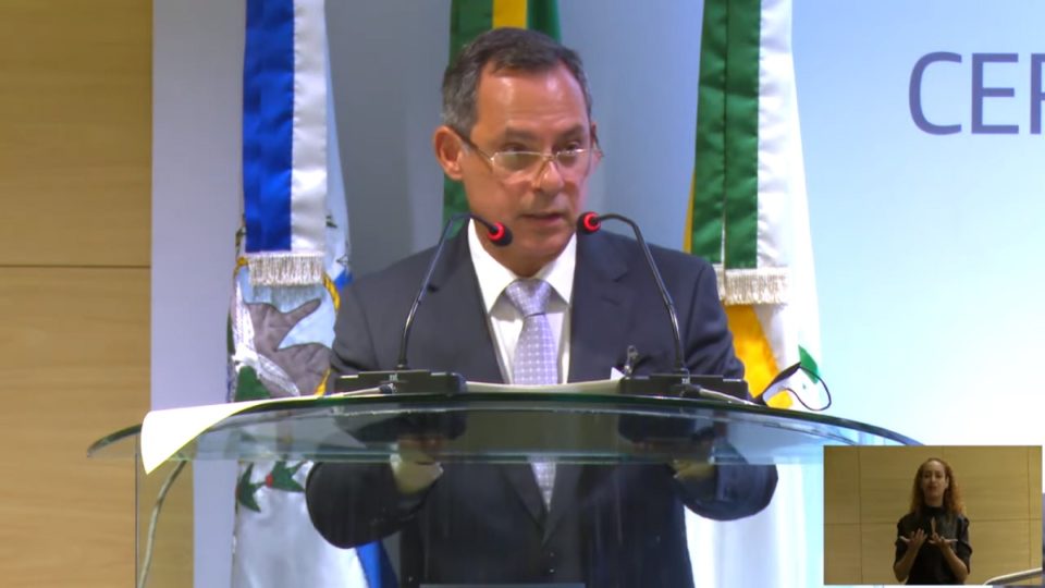 Governo cogita nova mudança no comando da Petrobras, diz jornal José Mauro Ferreira Coelho tomou posse como presidente da Petrobras no dia 14 de abril.