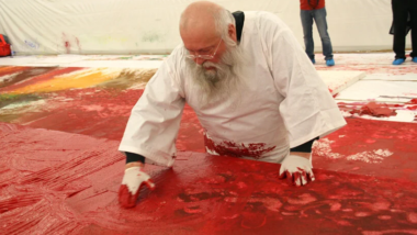 Pai da arte performática com vísceras e sangue, Hermann Nitsch morre aos 83 anos hermann-nitsch-arte-performatica-acionismo-viena-morre-83-anos (2)