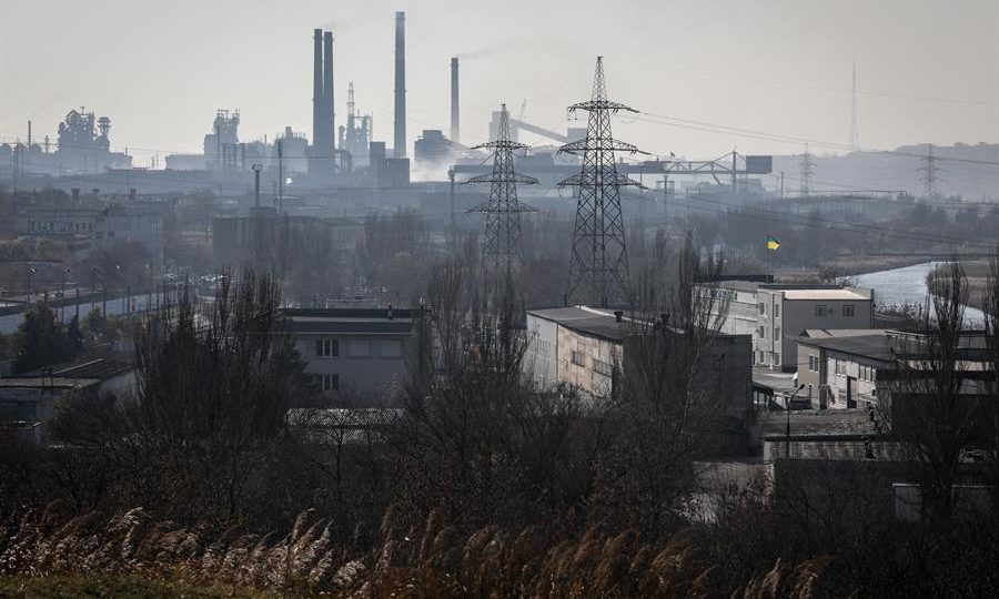 Rússia diz que tomou Mariupol, mas admite resistência ucraniana em siderúrgica A siderúrgica de Azovstal, que Putin mandou seu Exército isolar