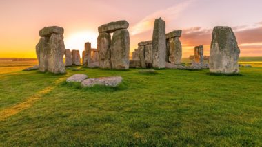 O monumento de Stonehenge, no interior da Inglaterra.