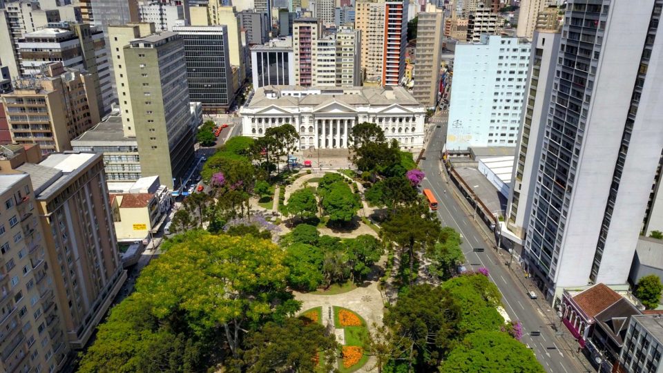 Há vagas na capital e em 35 municípios do interior