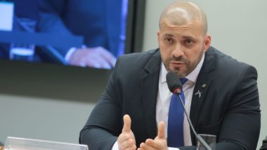 Um ato político, e não administrativo Um ato político, e não administrativo