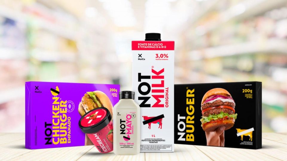 Linha completa da NotCo chega à região Sul e startup prevê triplicar faturamento no país NotCo supermercados