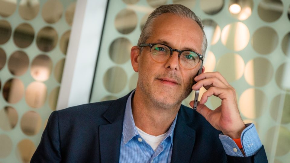 Preconceitos com relação aos 45+ impedem oferta de reskilling e inclusão em novas oportunidades de carreira Preconceitos com relação aos 45+ impedem oferta de reskilling