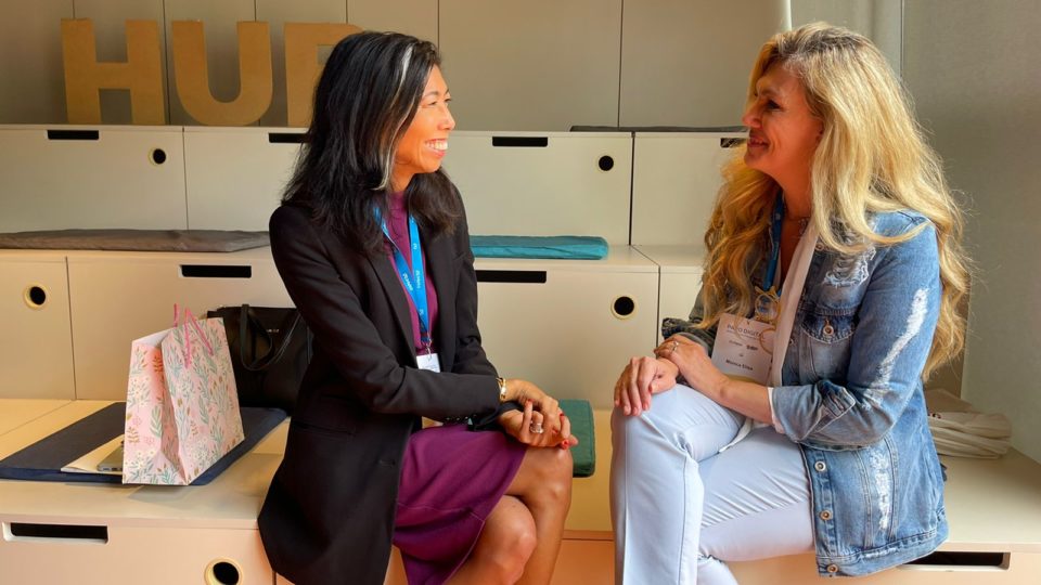 Mônica Berlitz se encontrou com a vice-presidente da Meta para a América Latina, Maren Lau, em Brasília.