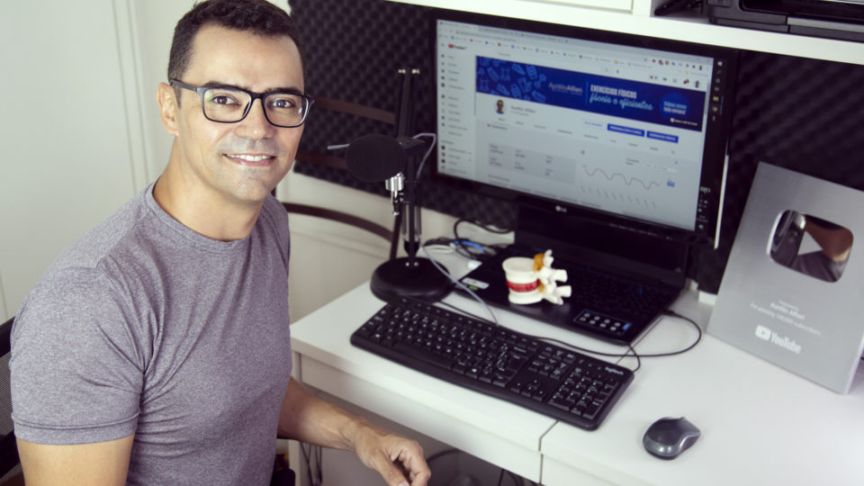 Educador esportivo e YouTuber pela saúde conquista idosos nas redes youtuber mais velho
