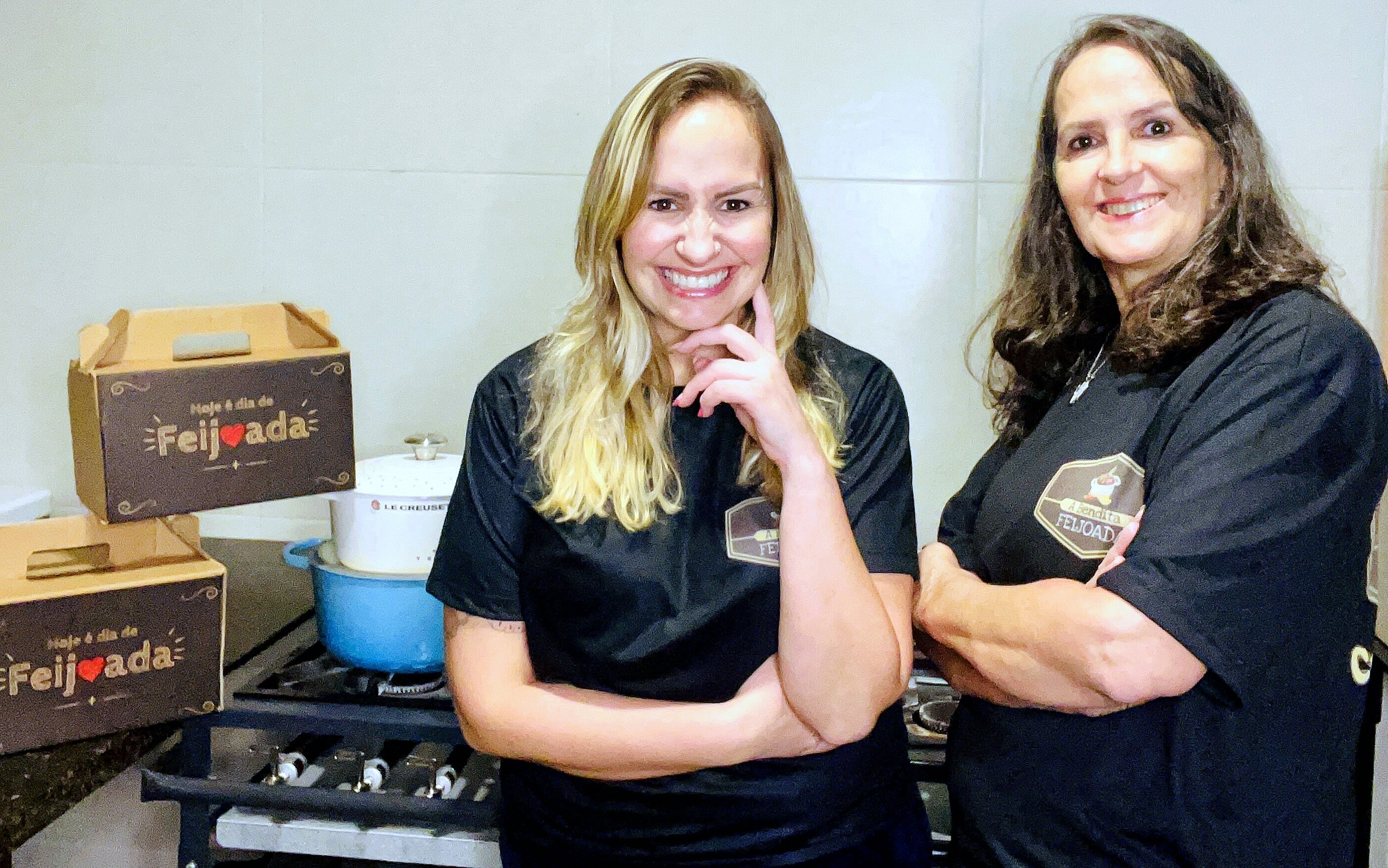 Bia e Cristina Frecceiro, d&#8217;A Bendita Feijoada. A feijoada completíssima, por delivery, todos os sábados.