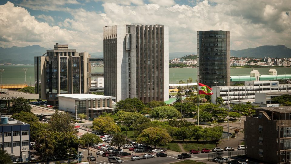 TJ de Santa Catarina lança concurso para juiz substituto As inscrições seguem abertas de 16 de maio a 27 de junho