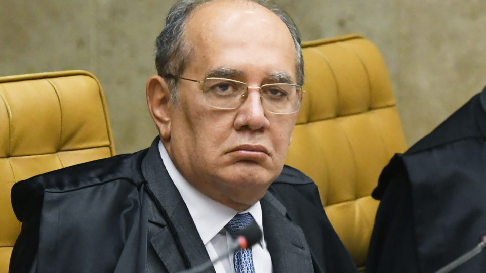 STJ e STF determinam que jornalista pague R$ 310 mil a Gilmar Mendes por críticas em livro STF determina que jornalista pague R$300 mil a Gilmar Mendes por críticas ao ministro em livro