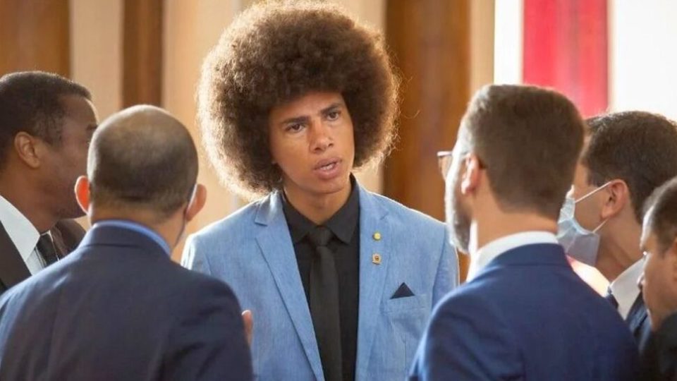 Esquerda se mobiliza para tentar salvar mandato do vereador que invadiu igreja Vereador Renato Freitas (PT) está no primeiro mandato
