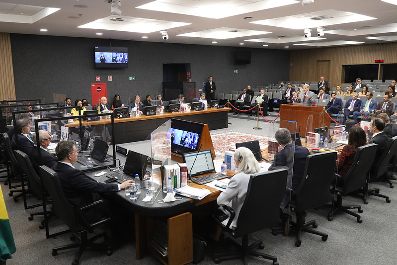 Juíza do Paraná vira alvo de processo disciplinar por postagens em redes sociais Sessão do CNJ, no último dia 10