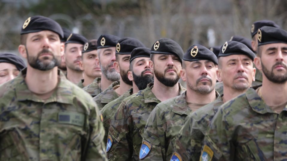 Por que EUA é a favor e Turquia é contra Finlândia e Suécia na OTAN? Militares espanhóis da OTAN na Base Militar de Adazi na Letônia, em 28 de abril de 2022.