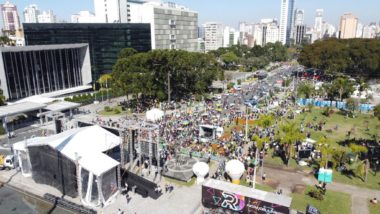 Sem discursar, Ratinho Junior participa da Marcha para Jesus ao lado de Bolsonaro Marcha para Jesus –