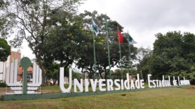 Uso de máscaras em locais fechados volta a ser obrigatório na UEL Universidade Estadual de Londrina