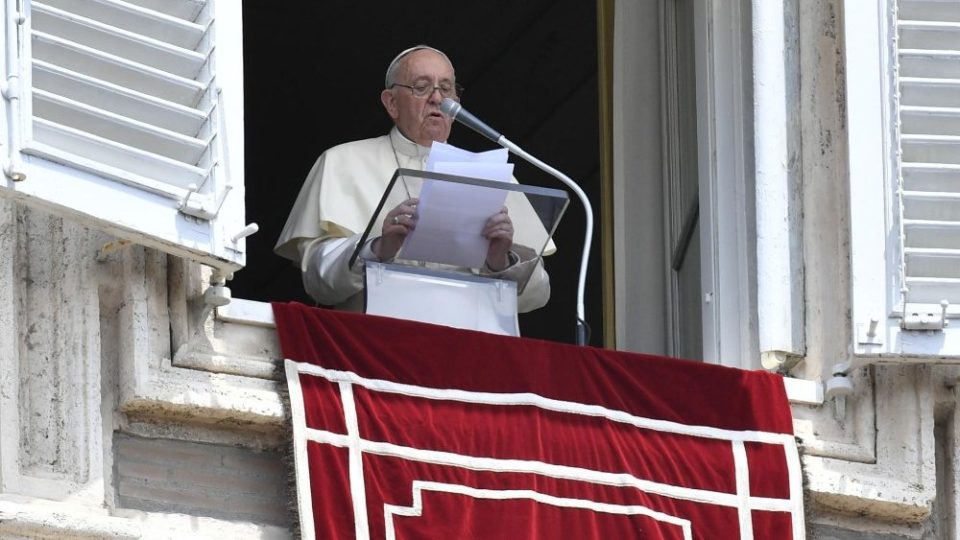 Papa anuncia dois novos cardeais brasileiros em consistório de agosto Papa anunciou hoje novos cardeais que integrarão consistório em agosto.