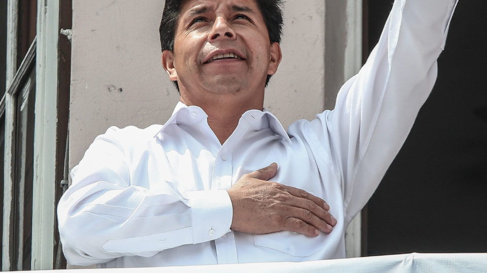 MP do Peru amplia investigação contra Castillo por suspeita de corrupção Empresária acusou o chefe de Estado e seu entorno mais próximo de terem formado uma rede criminosa para adjudicar ilegalmente contratos e obras do governo.