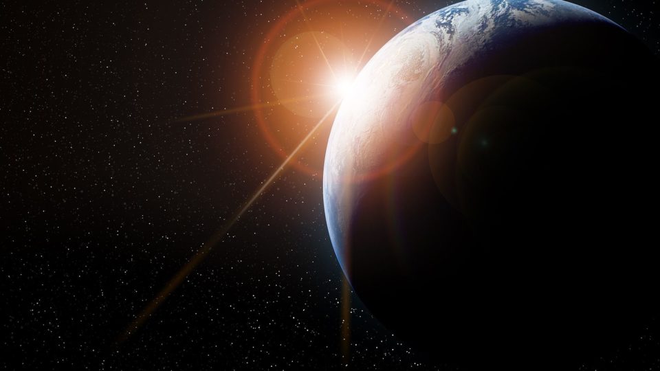 Raro alinhamento de cinco planetas ficará visível no céu durante o mês de junho Raro alinhamento de cinco planetas ficará visível no céu durante o mês de junho