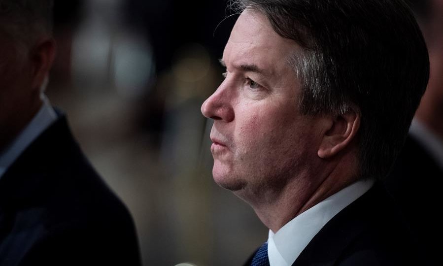 Homem armado Ă© preso perto de residĂȘncia de juiz da Suprema Corte dos EUA O juiz americano, Brett Kavanaugh, assiste ao funeral do ex-presidente George W. Bush, em 2018.