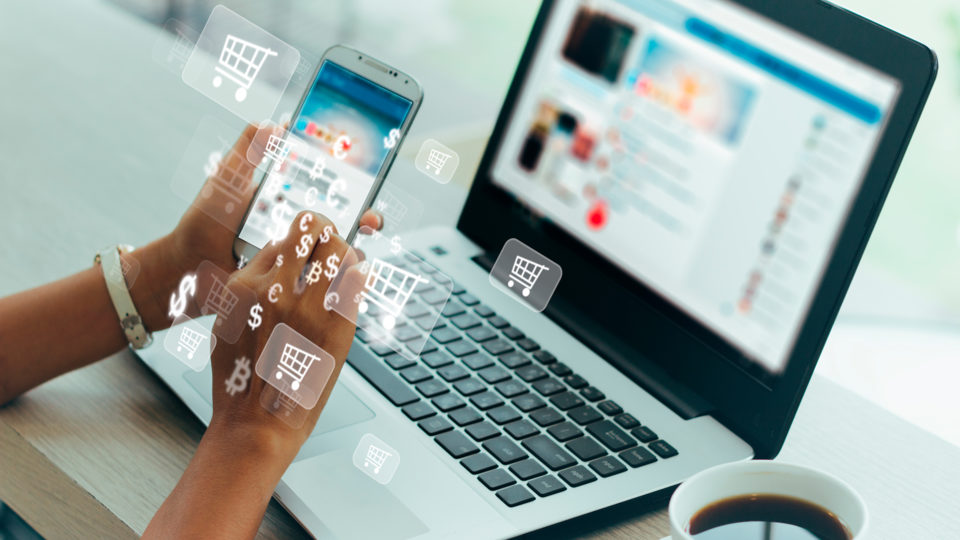 Para vender online, não é preciso ter uma loja virtual: seus clientes podem comprar usando as redes sociais e marketplaces