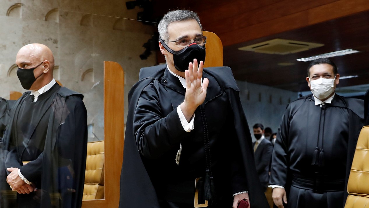 Ministro André Mendonça foi vencido na decisão que alterou entendimento sobre revisão de voto virtual de ministros já aposentados