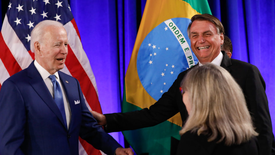 Bolsonaro e Joe Biden conversaram reservadamente por cerca de 30 minutos