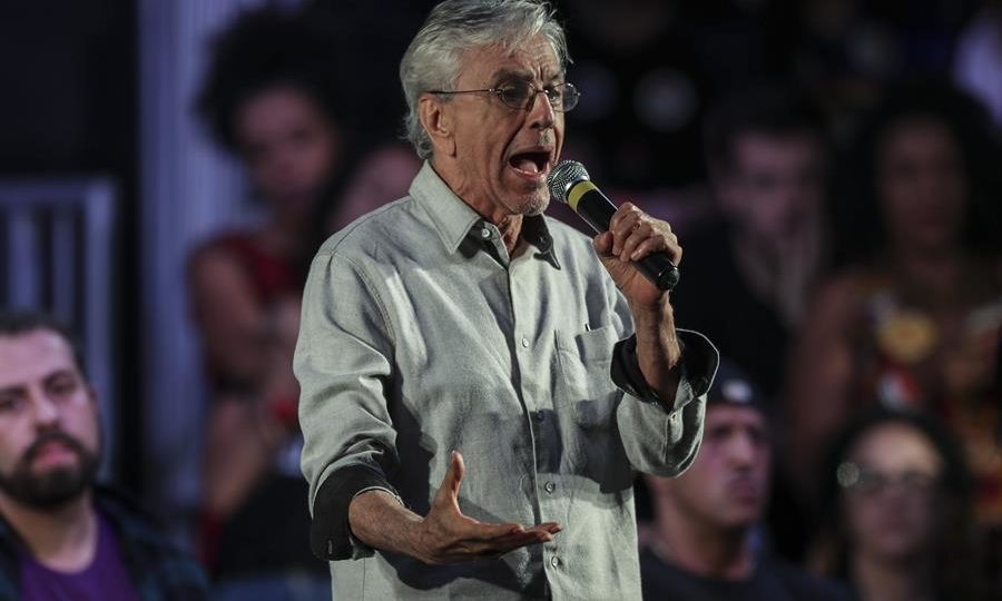 Caetano Veloso participa, no dia 23 de outubro de 2018, de um evento de campanha do então candidato à presidência Fernando Haddad: cachê de R$ 715 mil no réveillon de Fortaleza em 2010