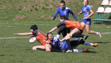 Liga de rúgbi proíbe transgêneros de competições internacionais femininas Copa feminina de rúgbi em Odessa, Ucrânia, em abril de 2021.