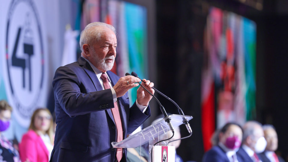 Palanques e empresários: quais são os principais entraves na campanha de Lula O ex-presidente Lula, durante discurso.