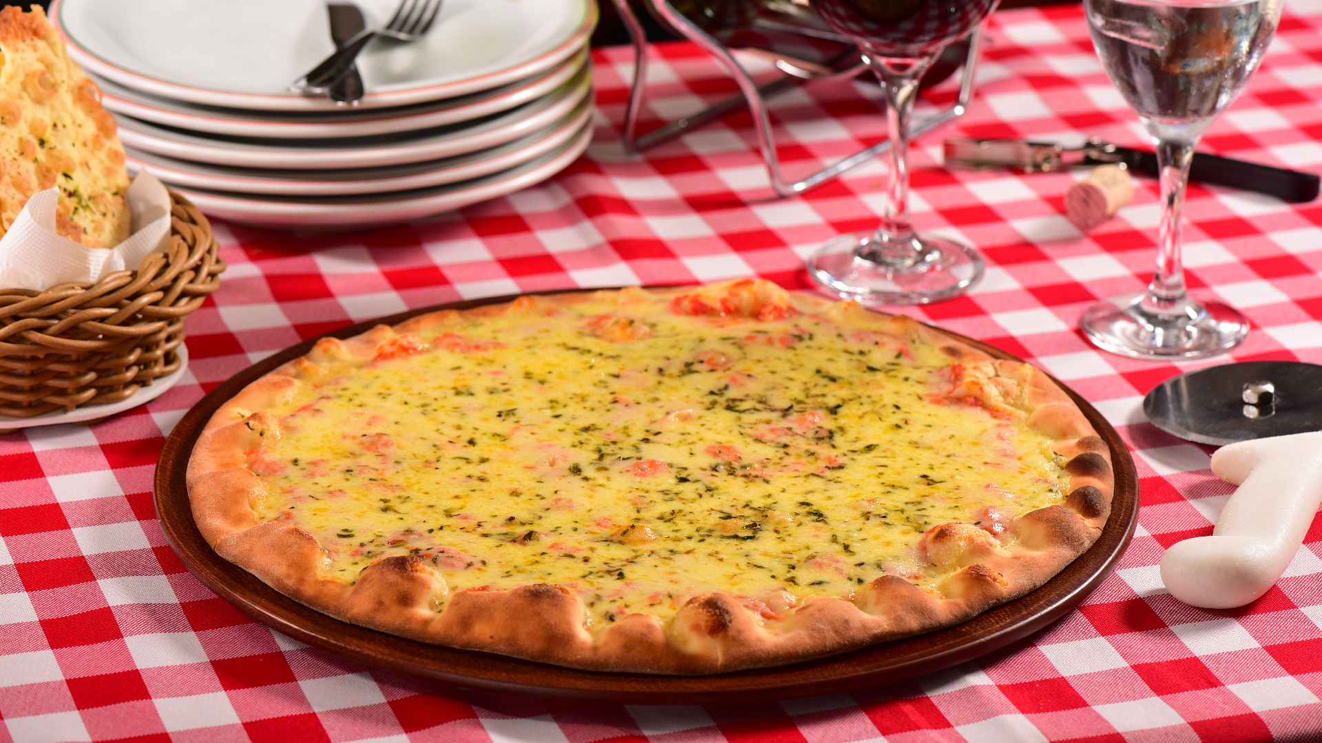 Campanha Baggiorno Felice deste ano reverte o valor integral das vendas das pizzas de mussarela e calabresa aos hospitais Erastinho e Pequeno Príncipe, em Curitiba, e a trabalhos de assistência em Santa Catarina.