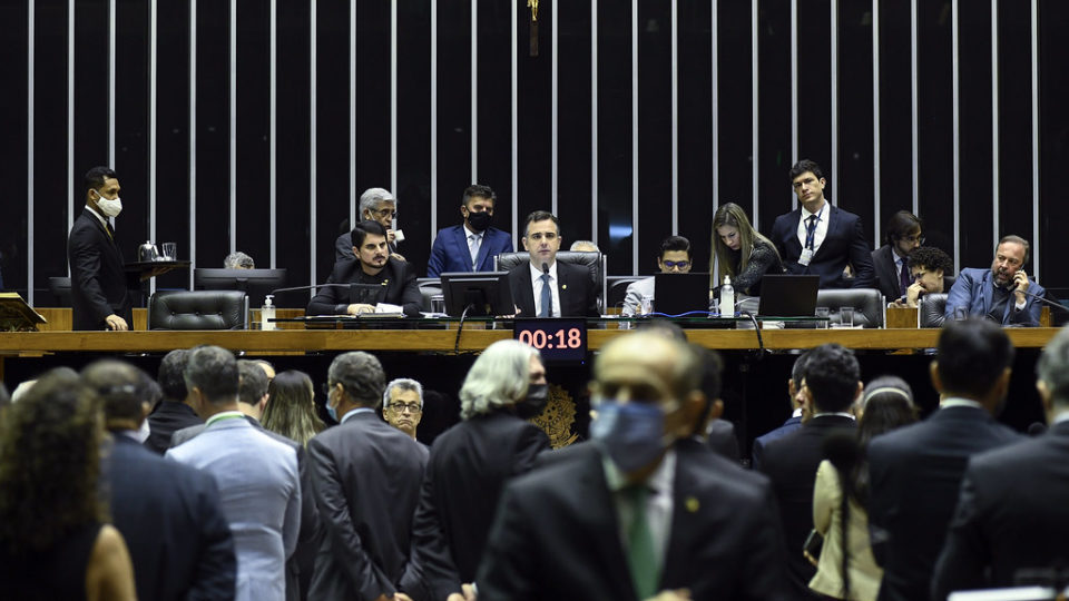 emendas de relator