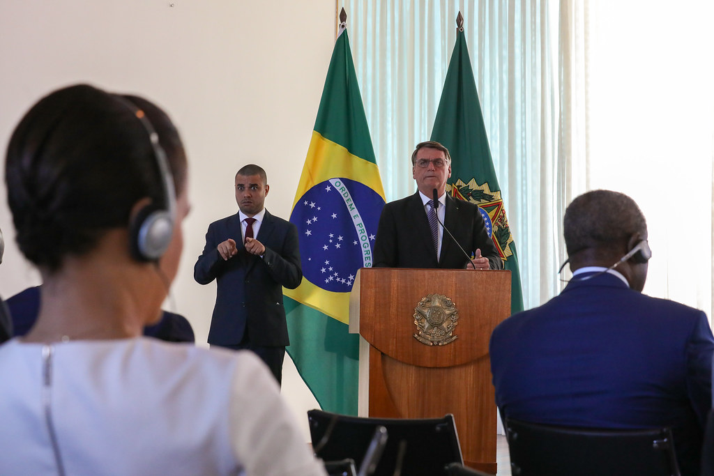 Bolsonaro reuniu embaixadores de diversos países no Palácio da Alvorada para questionar segurança do sistema eleitoral brasileiro