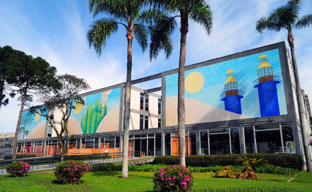 Sede da prefeitura de Curitiba (PR).